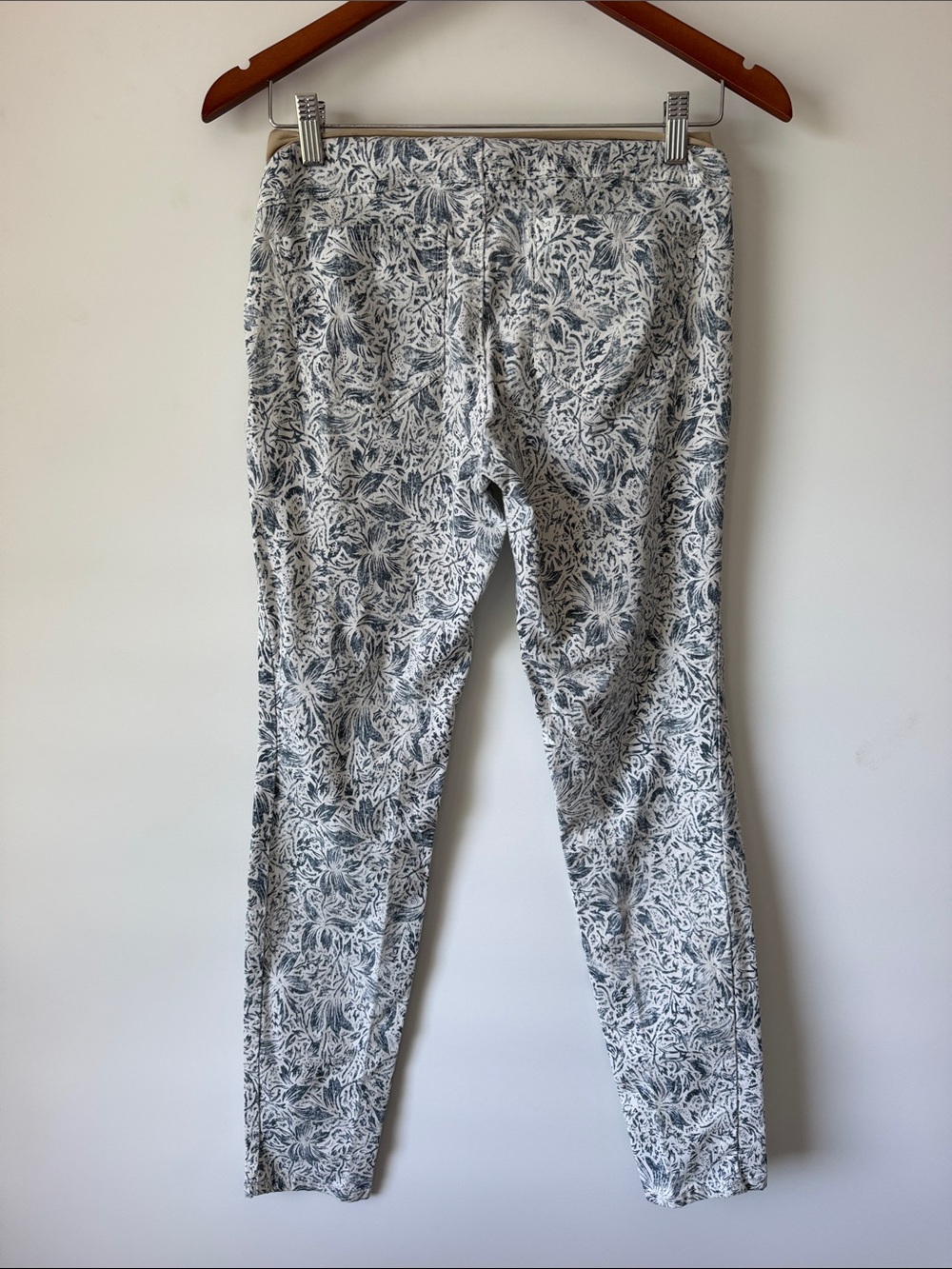 Motherhood Maternity Jeans Blue Floral Tan Waistband Size Small Stratch Pockets - Picture 4 of 8